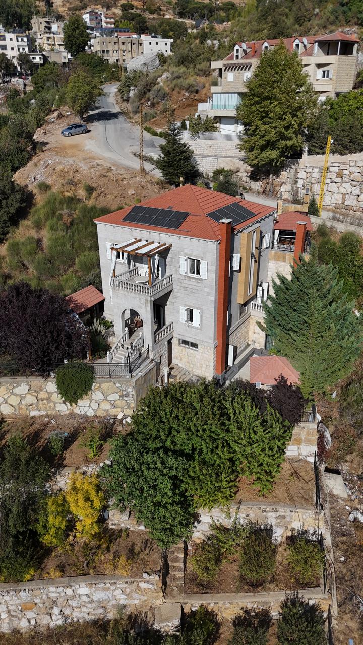 Faraya VV